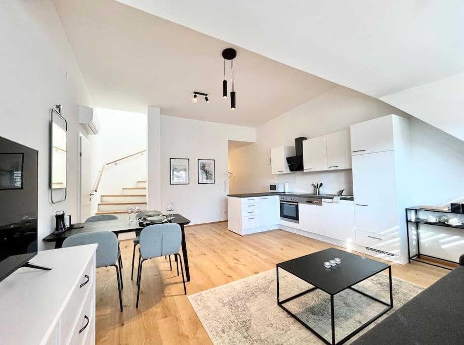 Orestaliving - Penthouse In 1020 Wien